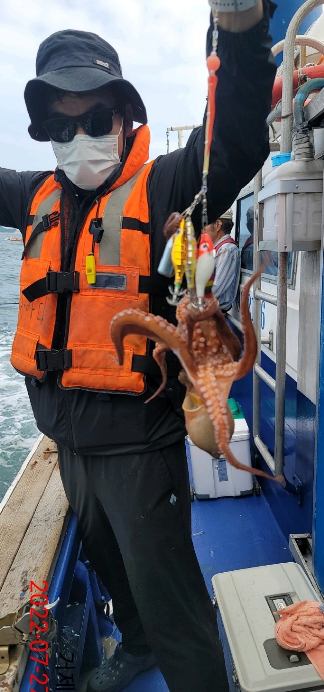 7/27 거제 한치 출조 간김에 문어 탐사낚시 하였습니다~^^